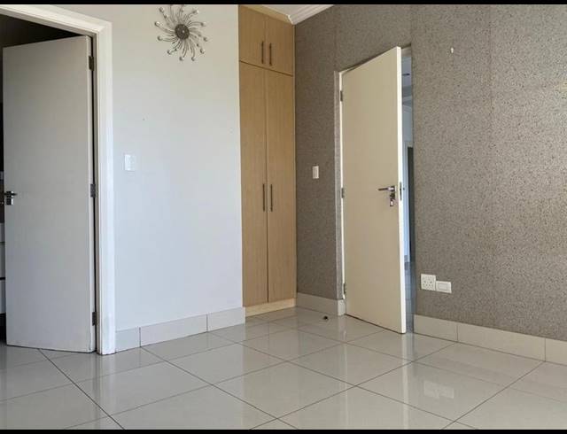 3 BEDROOM APARTMENT FOR SALE IN UMHLANGA RIDGE